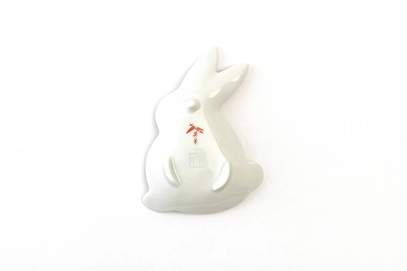 Small rabbit-shaped dish, Old Imari style