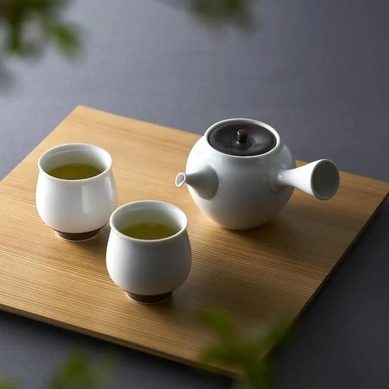 茶器 急須、湯呑2個セット 桐箱入り 錆釉 白/茶