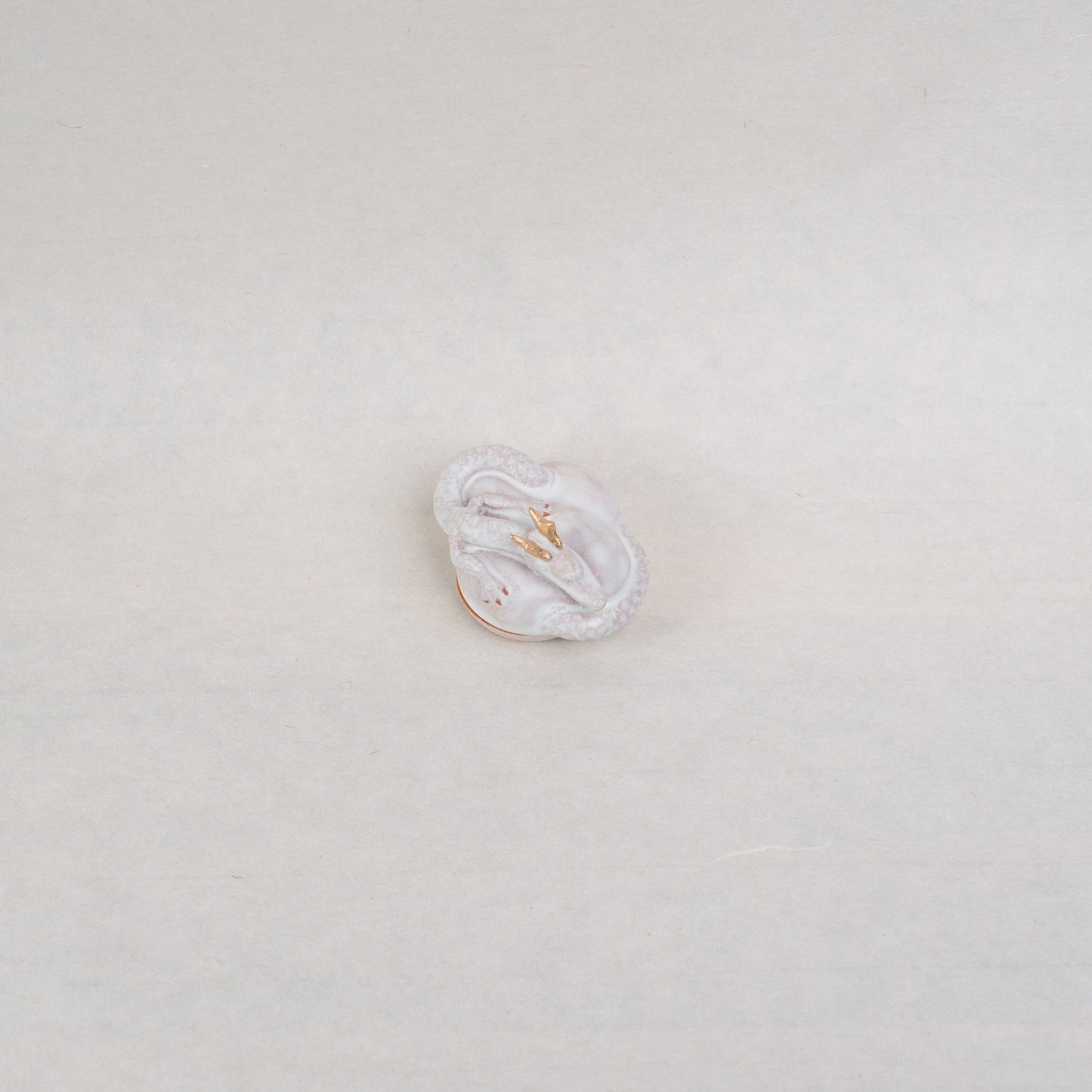 【伴 善雄】29_干支香合 「辰」