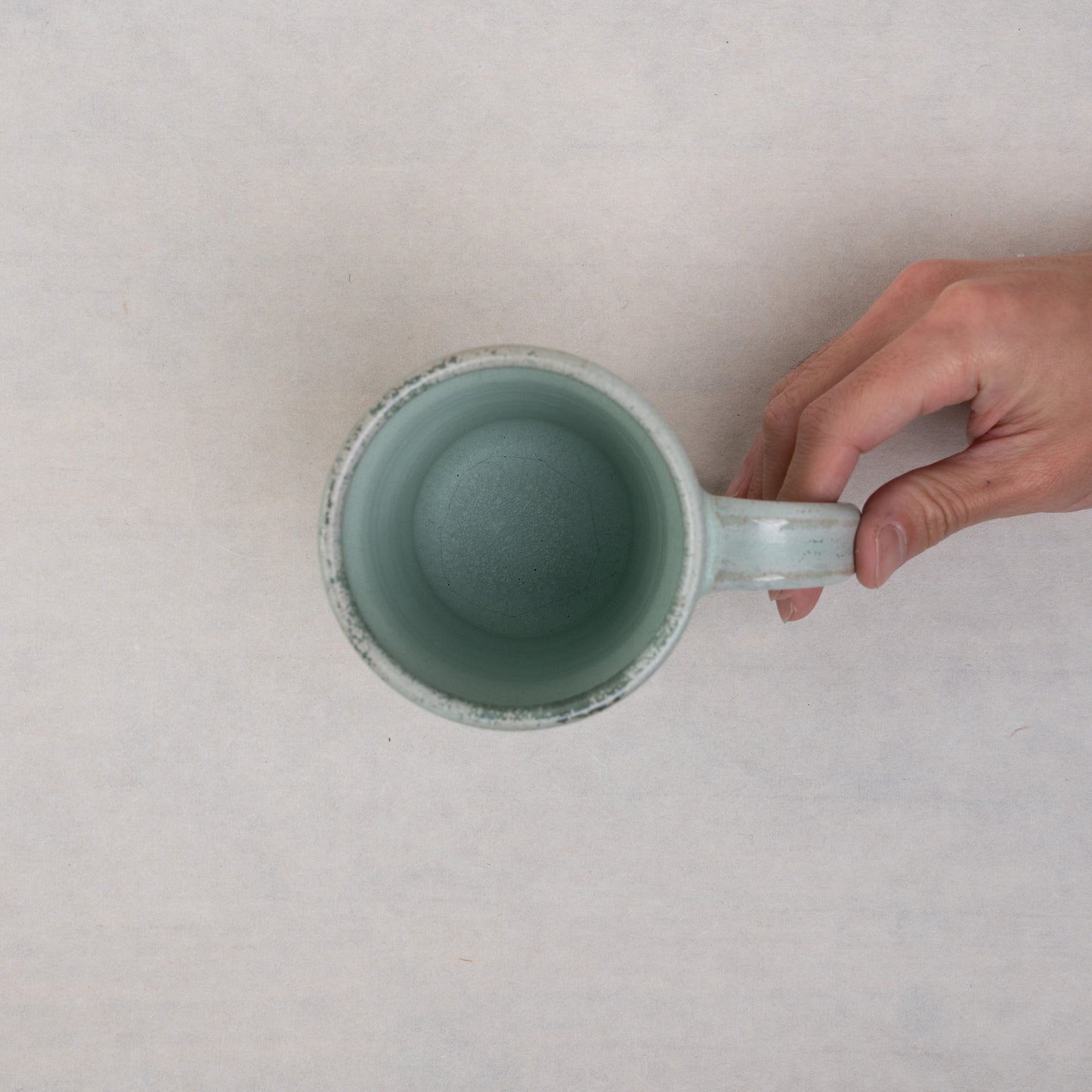 【伴 善雄】05_薄緑マグカップ