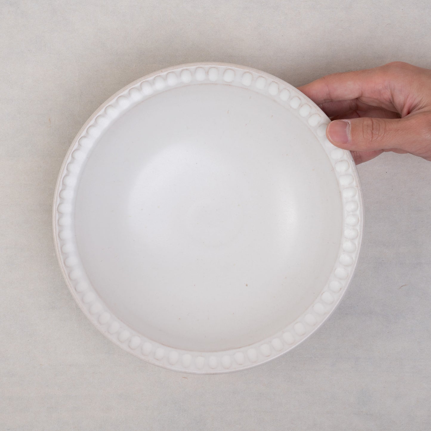 【伴 善雄】02_削白釉6寸鉢