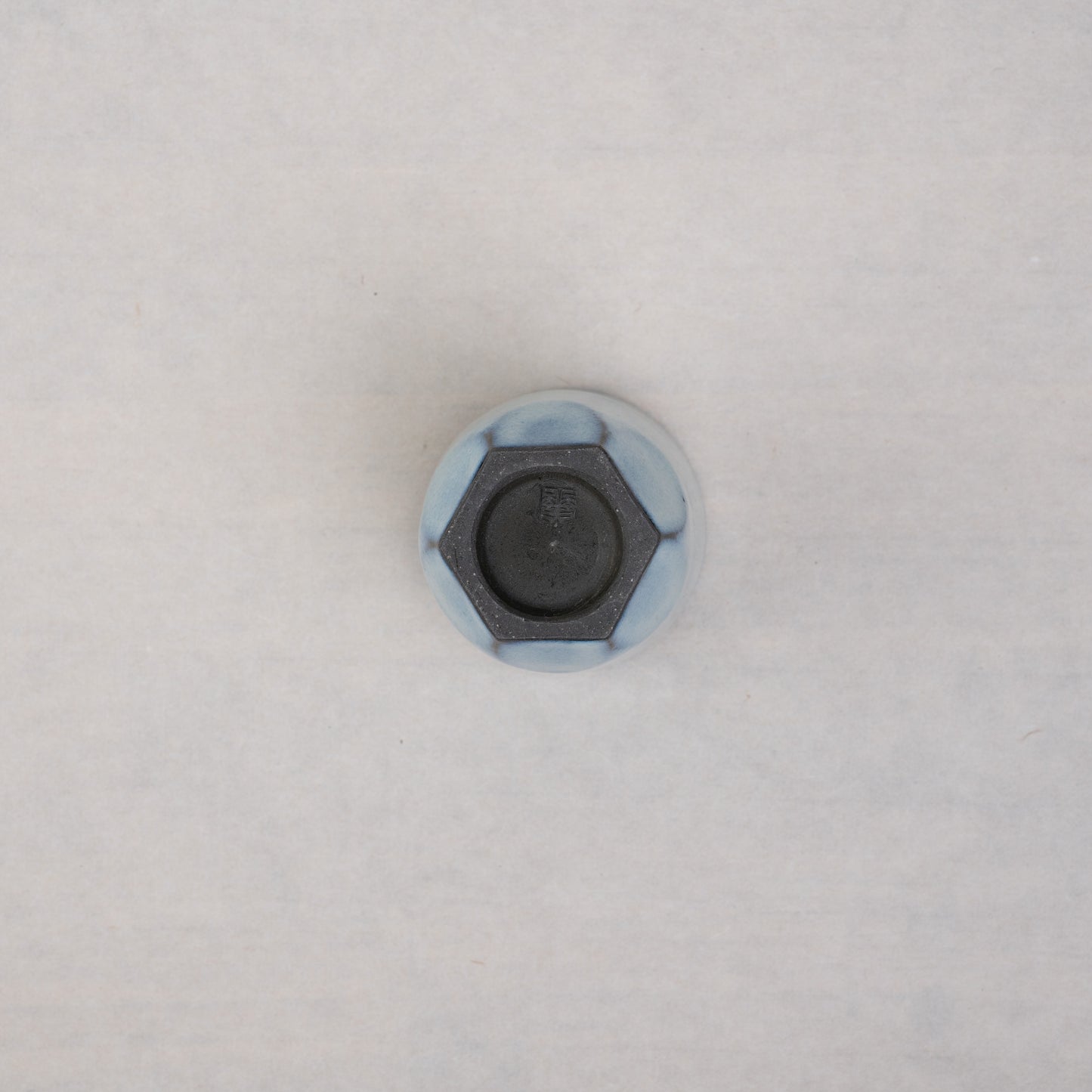 【伴 善雄】16_白萩釉六角カップ