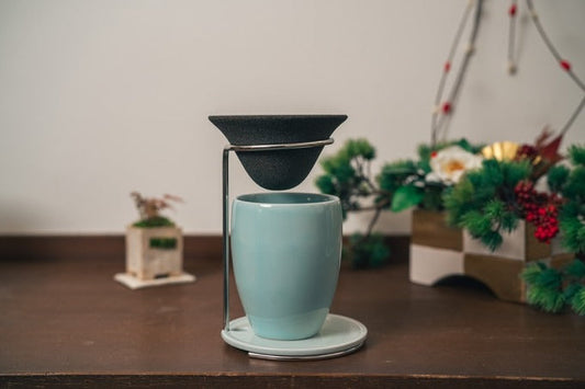 究極の朝の一杯。日本の道具で淹れるコーヒー