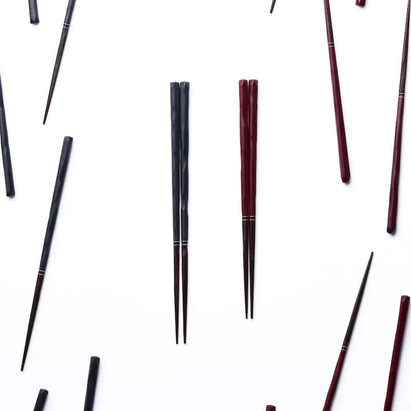 Tenare Chopsticks 2-Pair Set in Paulownia Box Black/Vermilion