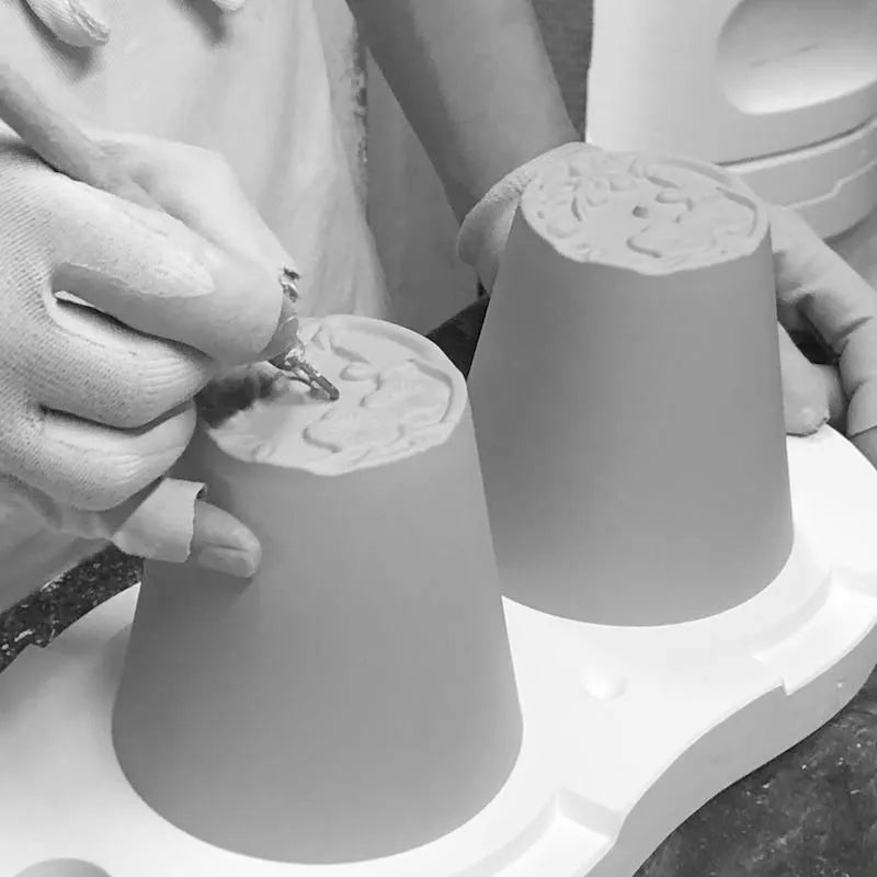 Ume & Sakura Cup Set of 2, Paulownia Box, White Porcelain