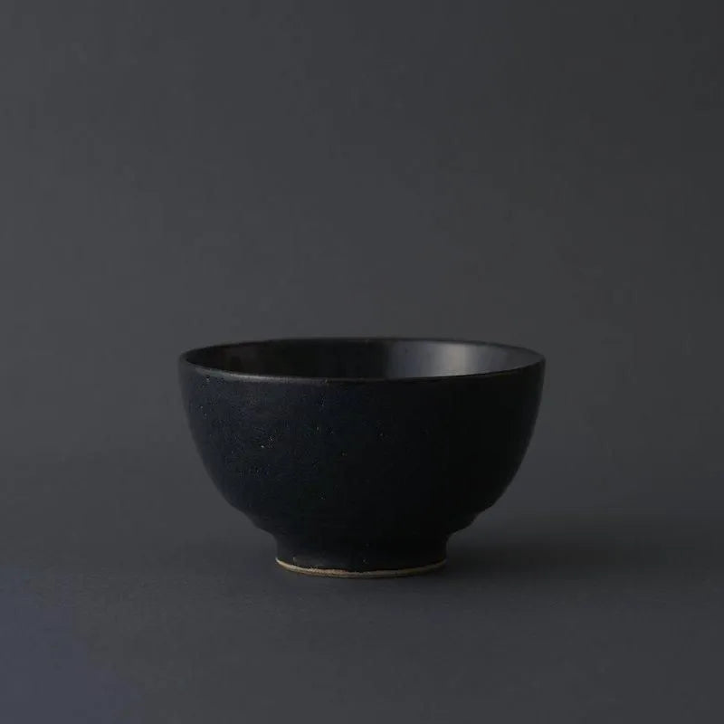 姫茶碗　黒海鼠釉　黒