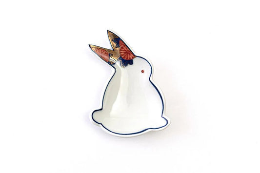 Small rabbit-shaped dish, Old Imari style