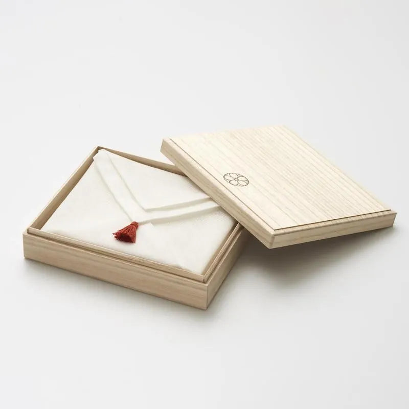 育 はんかち 極　三枚組み 桐箱入り 開運招福