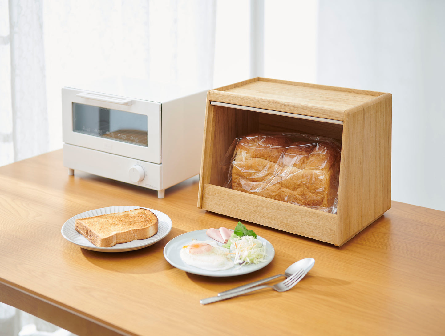 kirisai 桐のパン櫃