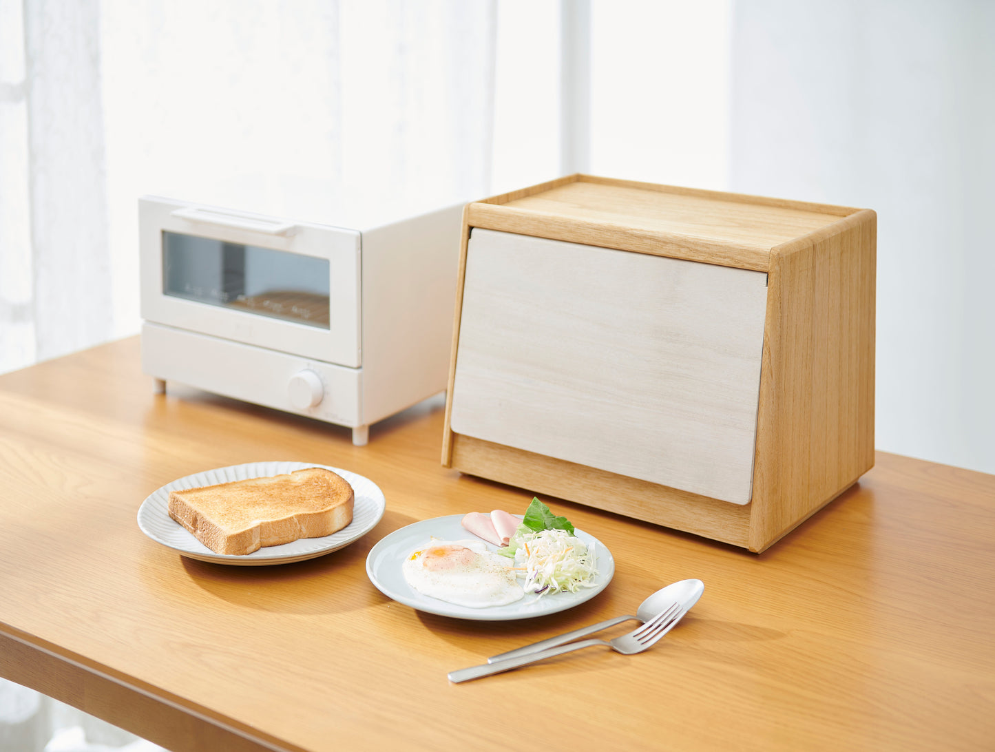 kirisai 桐のパン櫃