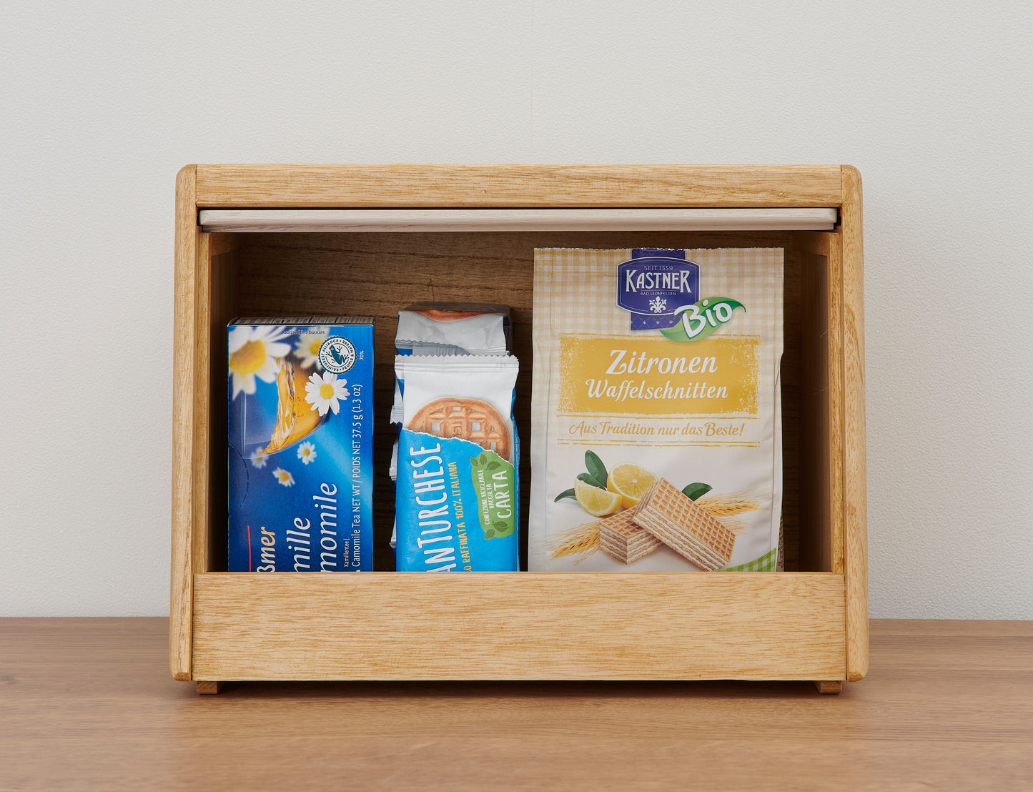 kirisai 桐のパン櫃