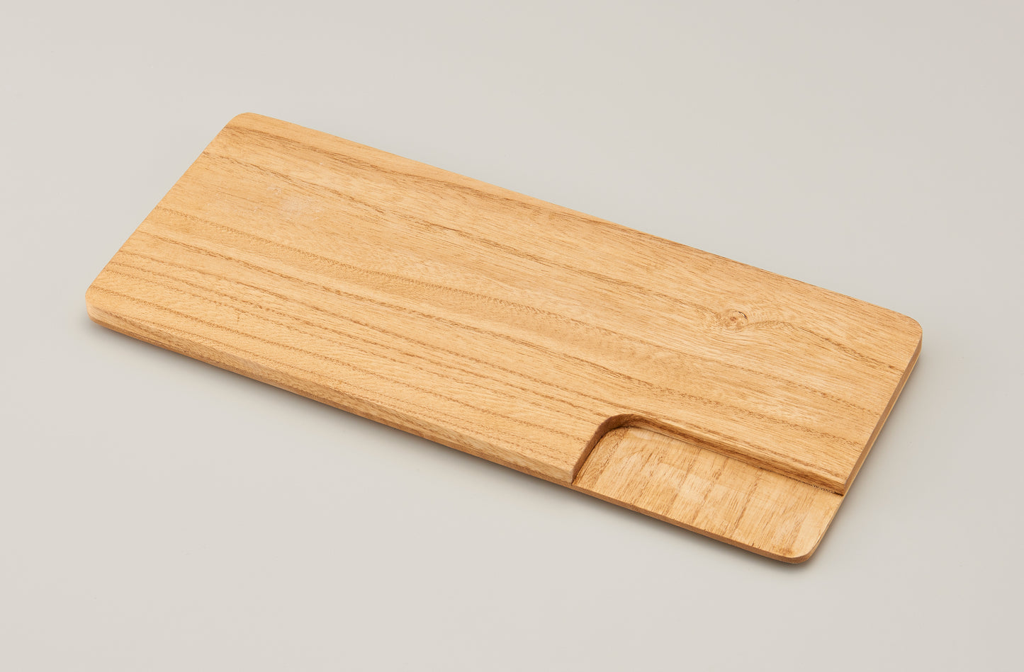 kirisai 桐のカッティングプレート丸