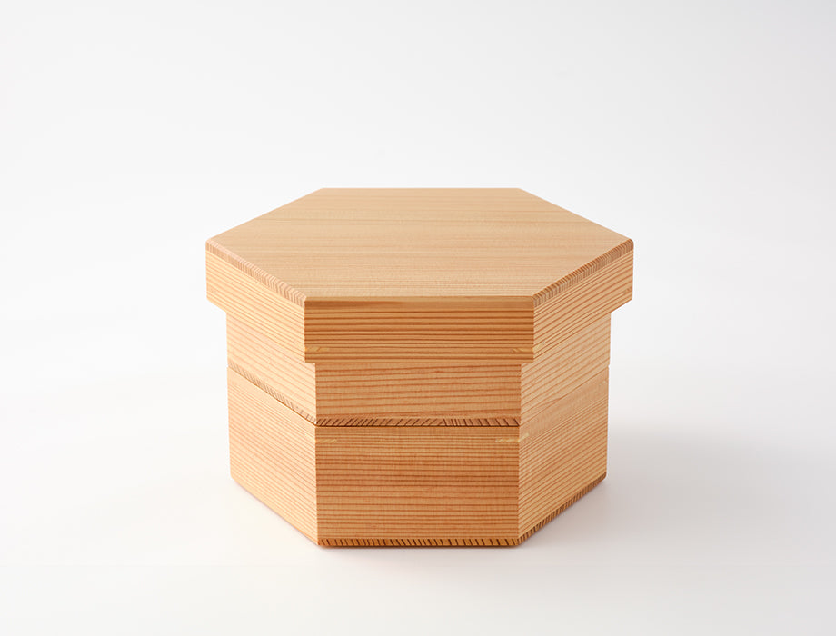 Hexagonal jubako, elegant.