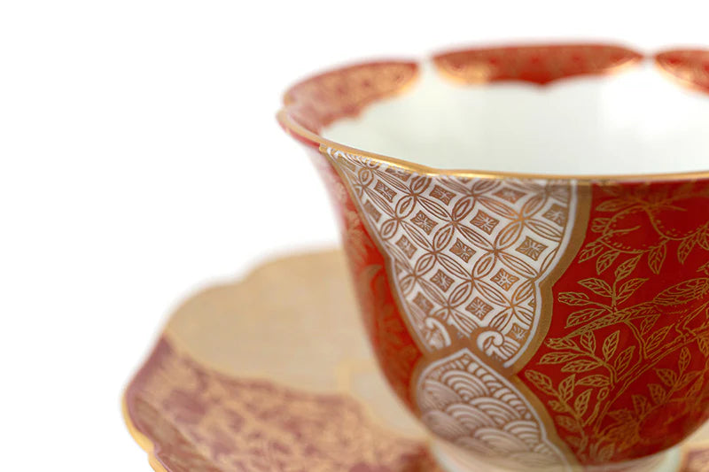 Tea bowl plate peach-painted gold brocade (red)