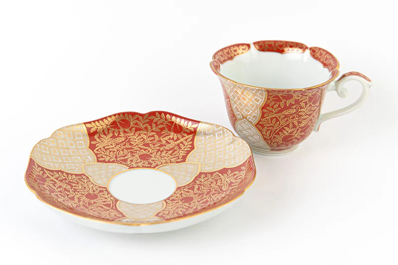 Tea bowl plate peach-painted gold brocade (red)
