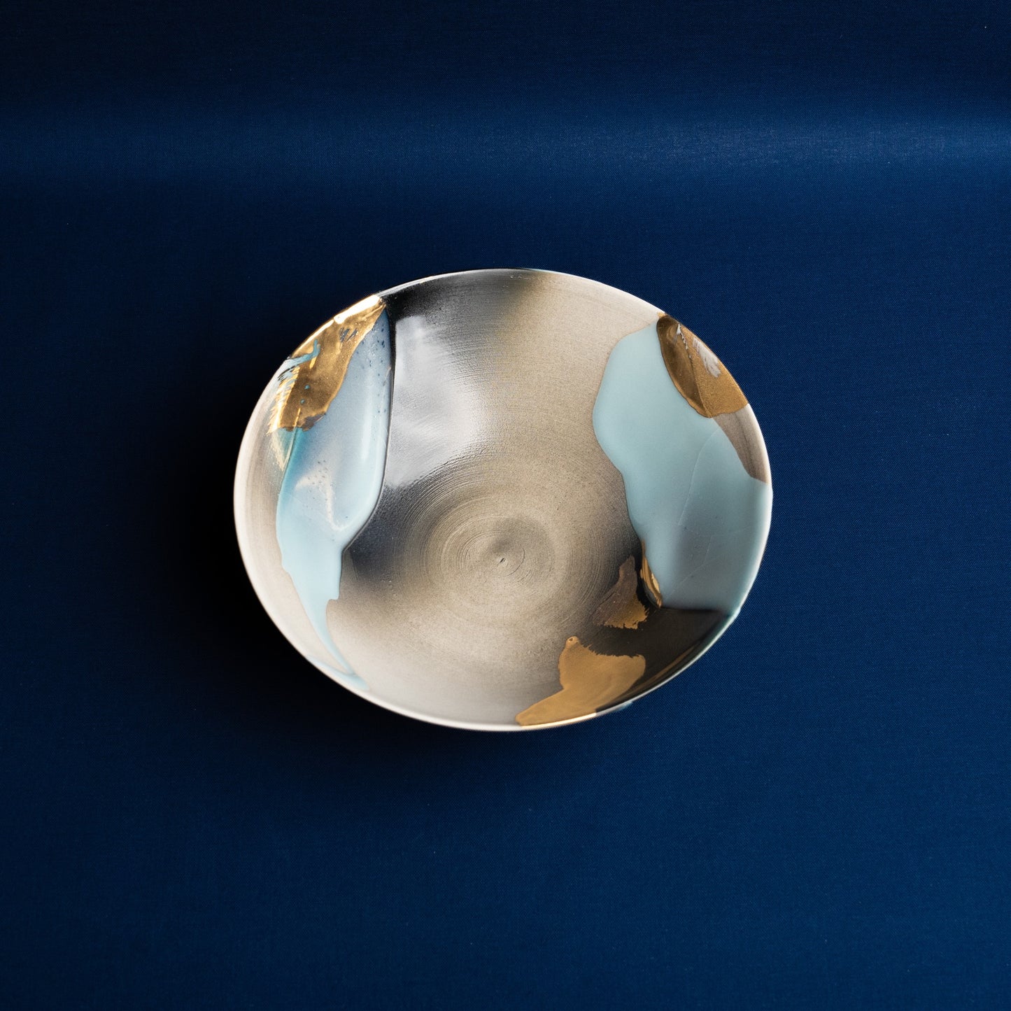 [Takenishi Yosyu] 11_Gold-painted Shadow Blue Flow Bowl [ESTHR] 