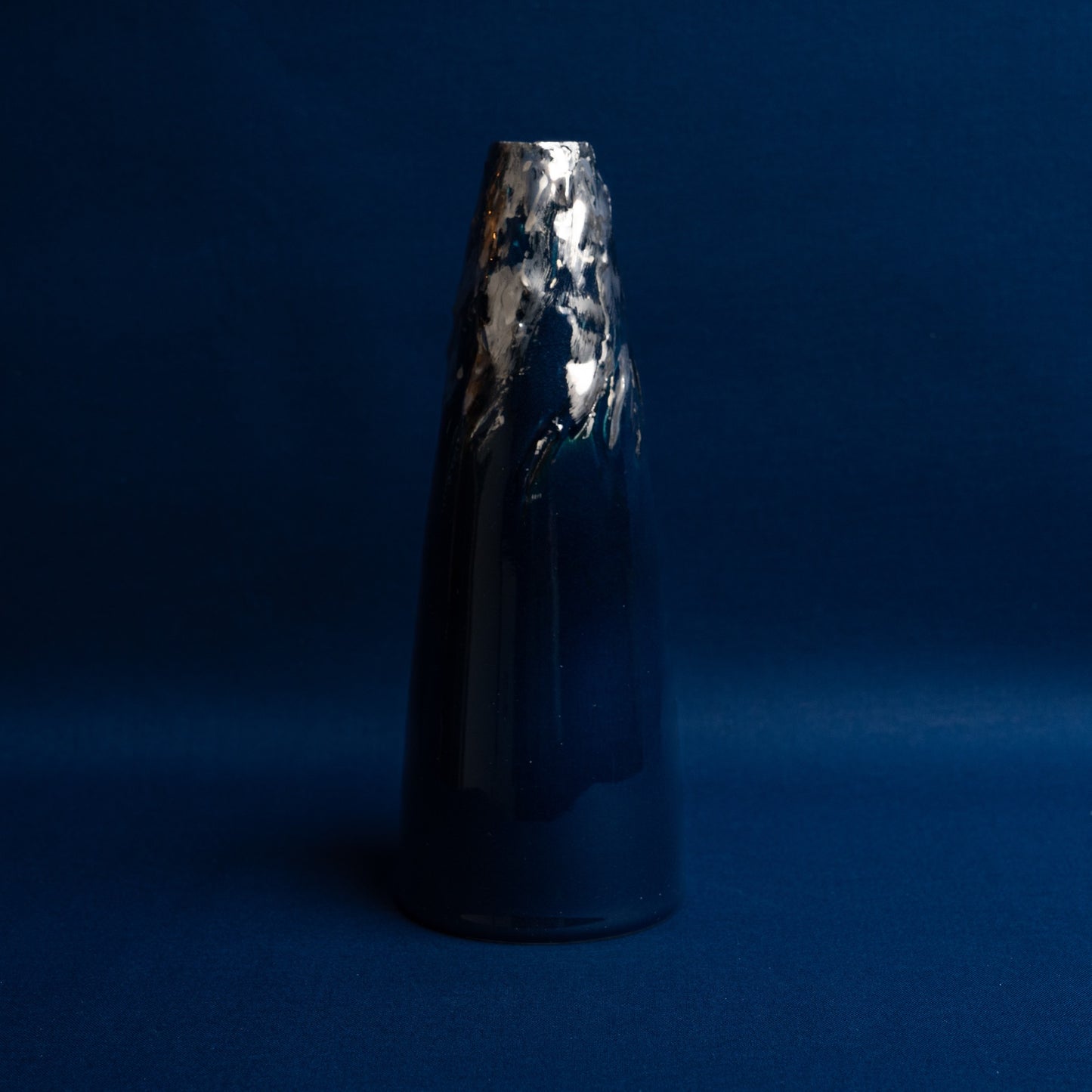 [Takenishi Yosyu] 09_Platinum Colored Lapis Lazuli Vase [Mt.FUJI] 