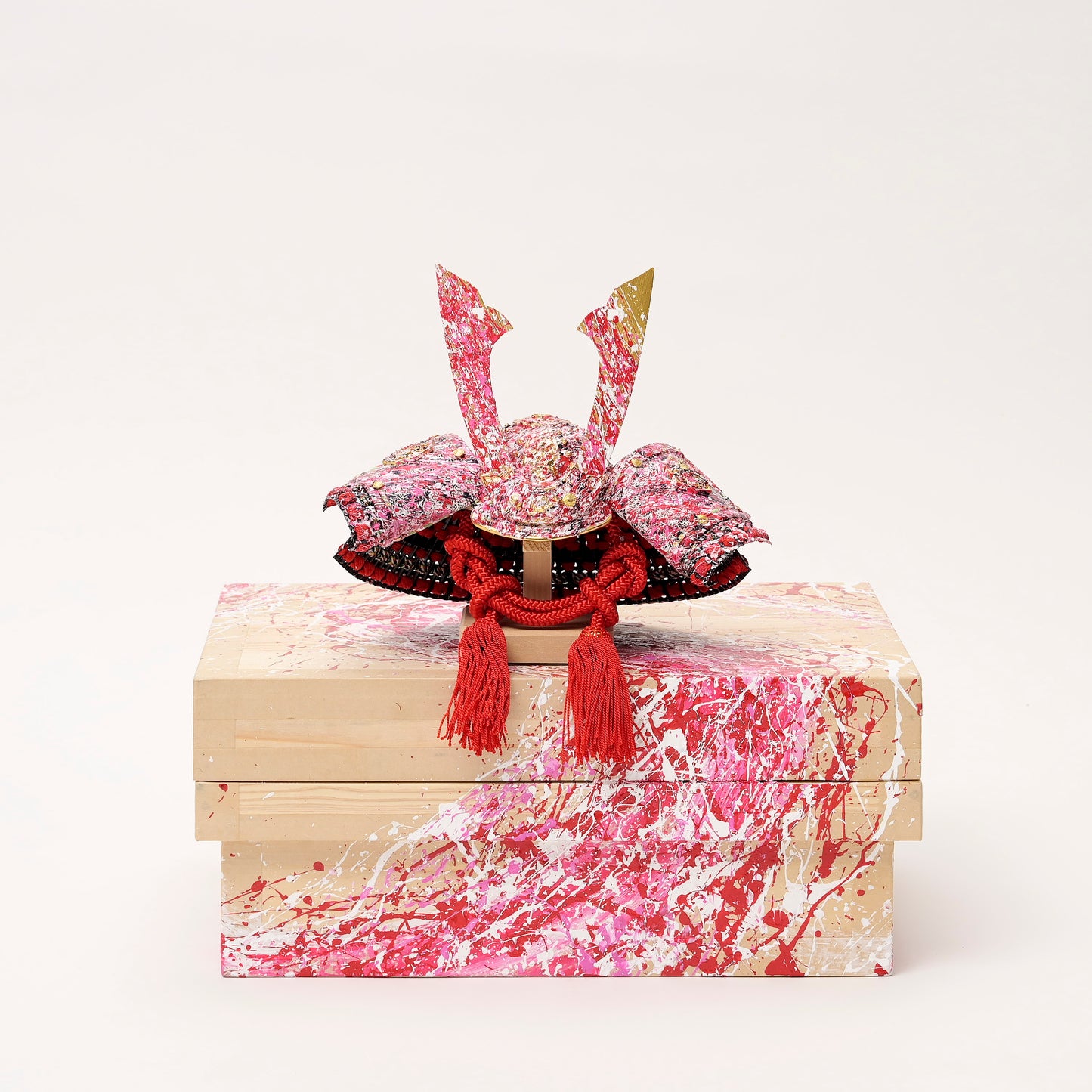 シブキ兜　《珠玉》