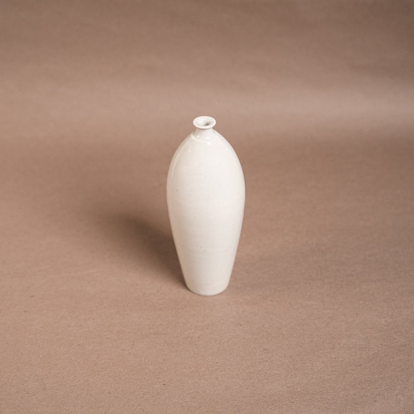 [Koreya Anan] White porcelain ridged vase① (one of a kind) 